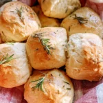 Incredible 10-Minute Rosemary Bread Rolls | Easy No Yeast Recipe