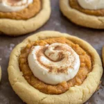 Crumbl pumpkin pie cookies